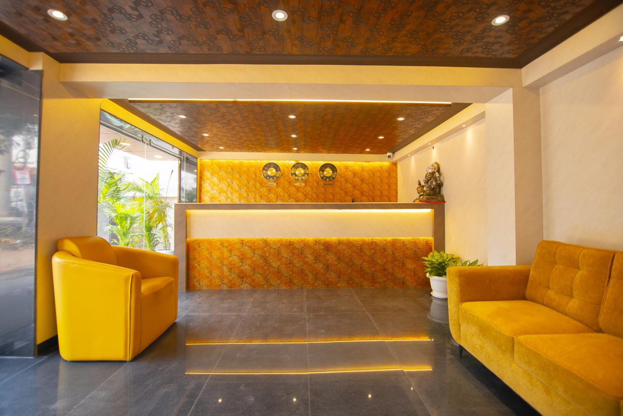 Hotel Dc Star Колката Екстериор снимка