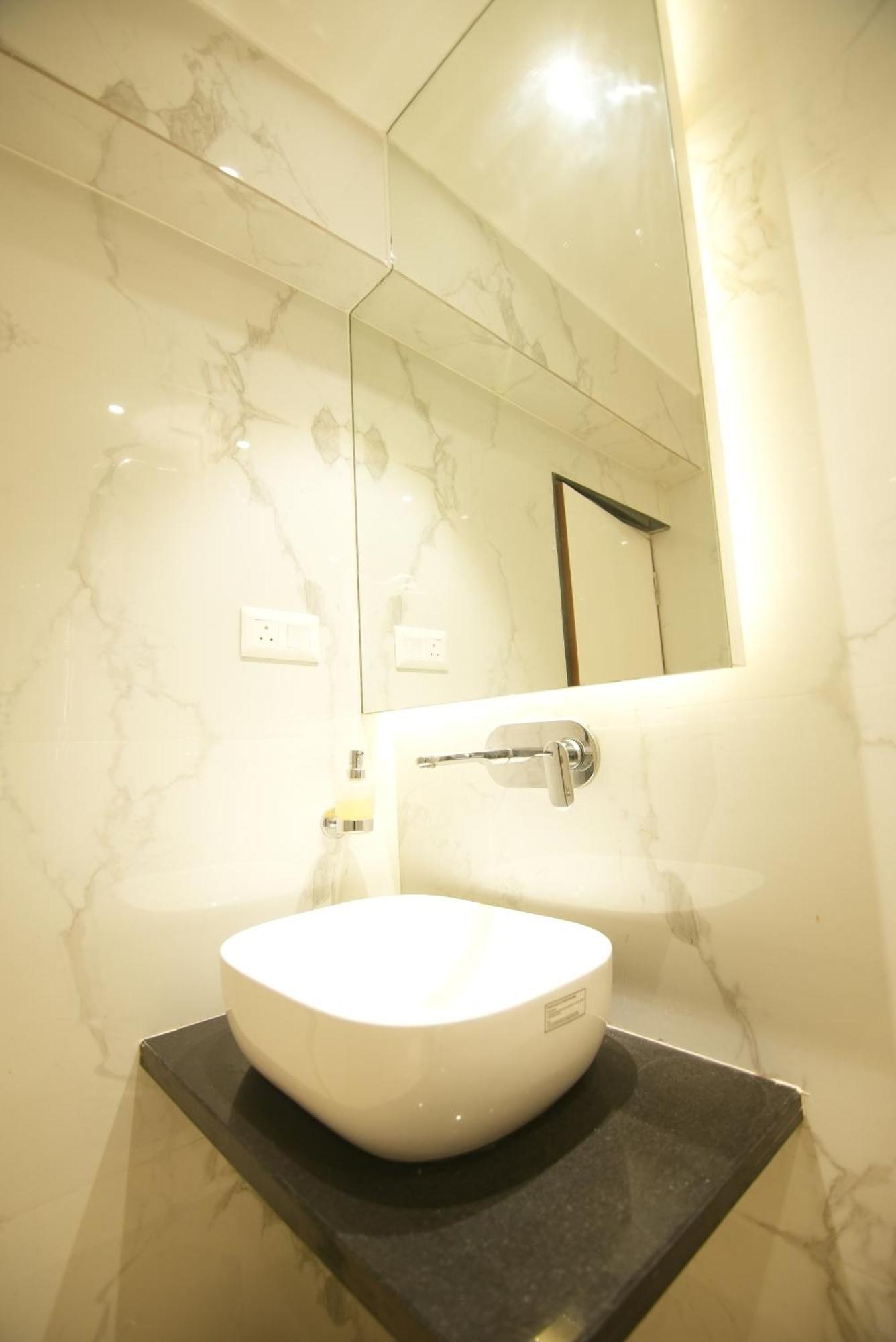 Hotel Dc Star Колката Екстериор снимка